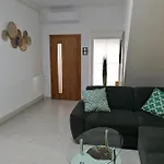 Kata Vendeghaz Buk