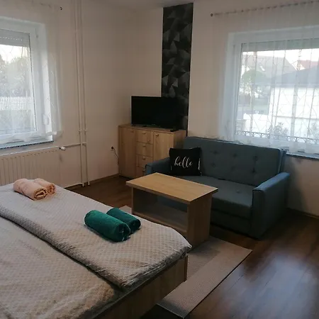 Kata Vendeghaz Guest house *