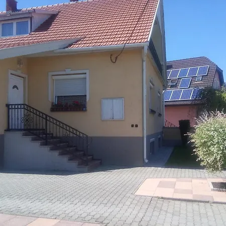 Pensjonat Kata Vendeghaz Bük