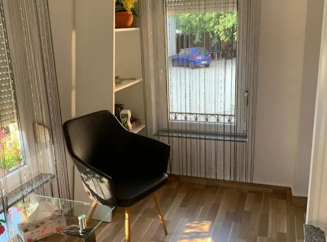 Kata Vendeghaz 4*